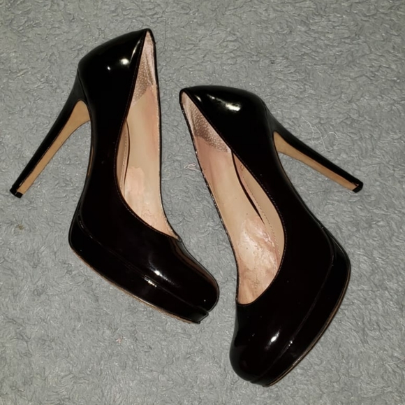 Vince Camuto heels patent leather - Picture 1 of 5